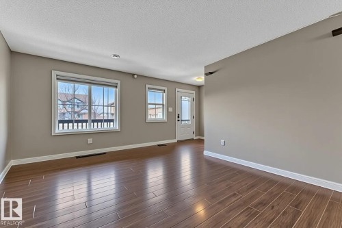 1035 Watt Promenade Promenade Sw, Edmonton, AB - Indoor Photo Showing Other Room