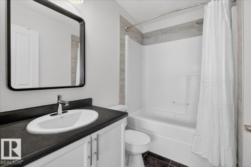 174 5604 199 Street, Edmonton, AB - Indoor Photo Showing Bathroom
