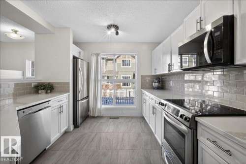 174 5604 199 Street, Edmonton, AB - Indoor Photo Showing Kitchen With Stainless Steel Kitchen With Upgraded Kitchen