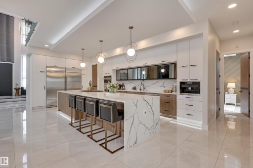 8908 140 Street, Edmonton, AB - Indoor Photo Showing Kitchen With Upgraded Kitchen