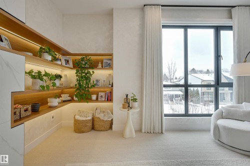 8908 140 Street, Edmonton, AB - Indoor