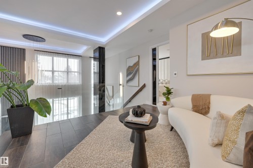 8908 140 Street, Edmonton, AB - Indoor