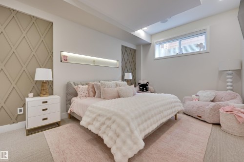 8908 140 Street, Edmonton, AB - Indoor Photo Showing Bedroom