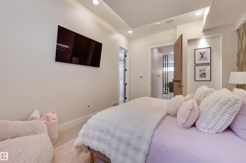 8908 140 Street, Edmonton, AB - Indoor Photo Showing Bedroom