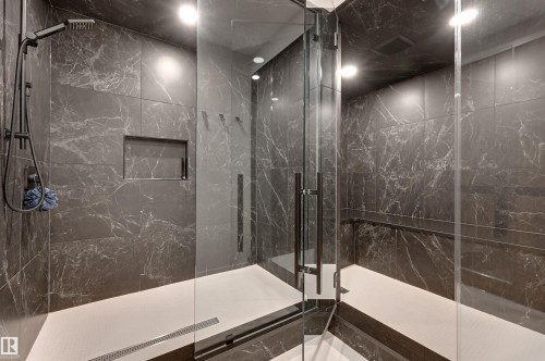 8908 140 Street, Edmonton, AB - Indoor Photo Showing Bathroom