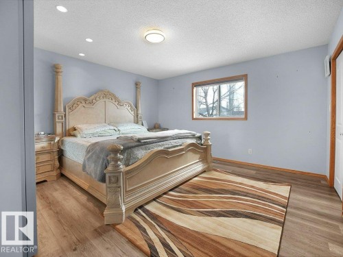 5311 156 Avenue, Edmonton, AB - Indoor Photo Showing Bedroom