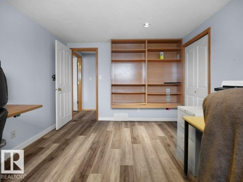 5311 156 Avenue, Edmonton, AB - Indoor