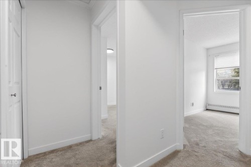 302 9760 176 Street, Edmonton, AB - Indoor Photo Showing Other Room