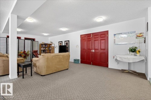 302 9760 176 Street, Edmonton, AB - Indoor