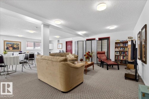 302 9760 176 Street, Edmonton, AB - Indoor