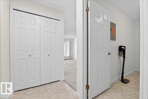 302 9760 176 Street, Edmonton, AB - Indoor