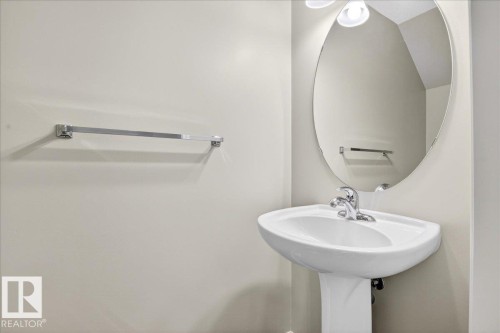 96 1804 70 Street, Edmonton, AB - Indoor Photo Showing Bathroom