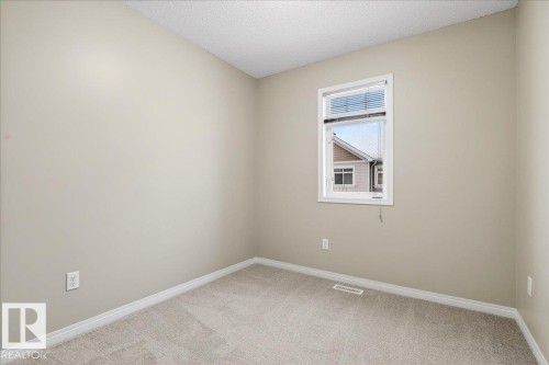 96 1804 70 Street, Edmonton, AB - Indoor Photo Showing Other Room