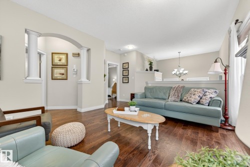 120 Keyport Circle, Leduc, AB - Indoor Photo Showing Living Room