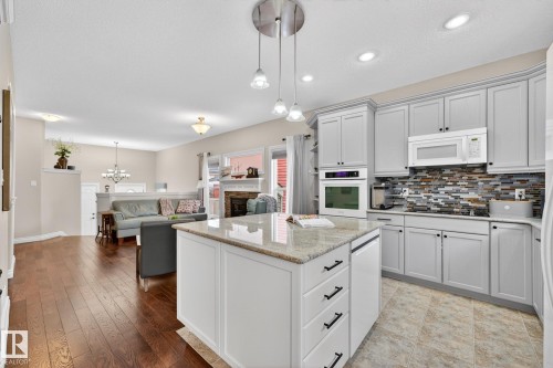 120 Keyport Circle, Leduc, AB - Indoor Photo Showing Kitchen With Upgraded Kitchen