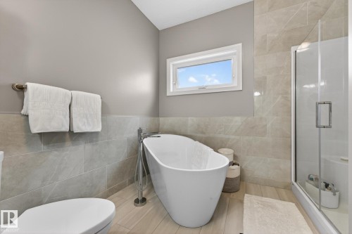 120 Keyport Circle, Leduc, AB - Indoor Photo Showing Bathroom