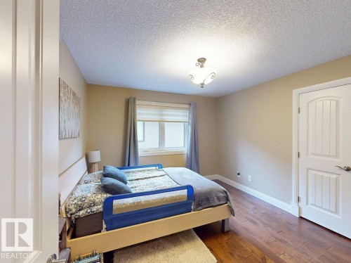 10617 174A Avenue, Edmonton, AB - Indoor Photo Showing Bedroom