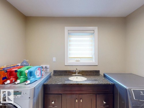 10617 174A Avenue, Edmonton, AB - Indoor