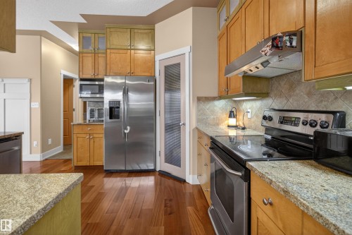 1 Chatwin Road, Sherwood Park, AB - Indoor Photo Showing Kitchen With Upgraded Kitchen