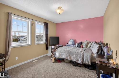 1 Chatwin Road, Sherwood Park, AB - Indoor Photo Showing Bedroom