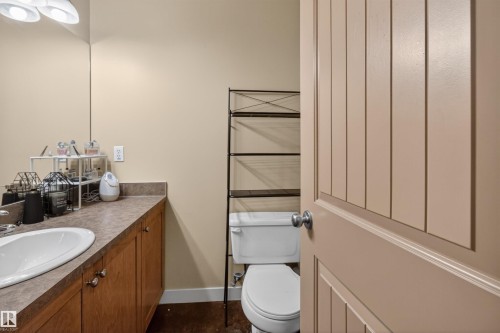1 Chatwin Road, Sherwood Park, AB - Indoor Photo Showing Bathroom