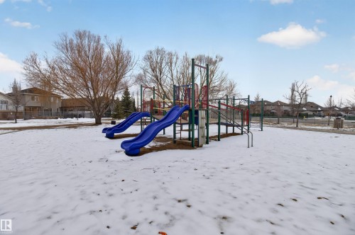 1 Chatwin Road, Sherwood Park, AB - Outdoor