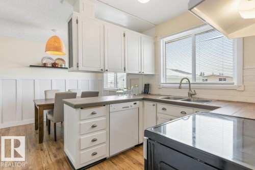 8 Princess Drive, Lamont, AB - Indoor Photo Showing Kitchen With Double Sink