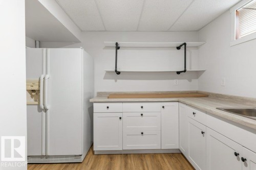 8 Princess Drive, Lamont, AB - Indoor Photo Showing Kitchen