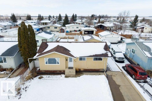 8 Princess Drive, Lamont, AB - Outdoor