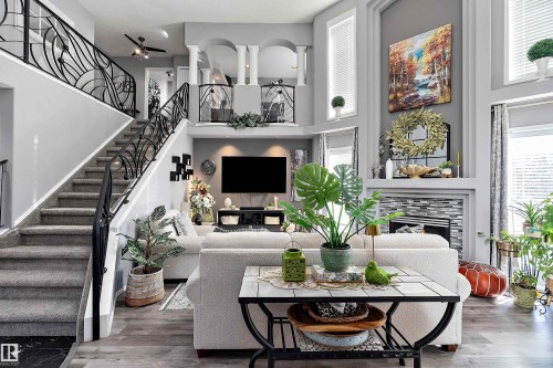 528 Carse Lane, Edmonton, AB - Indoor With Fireplace