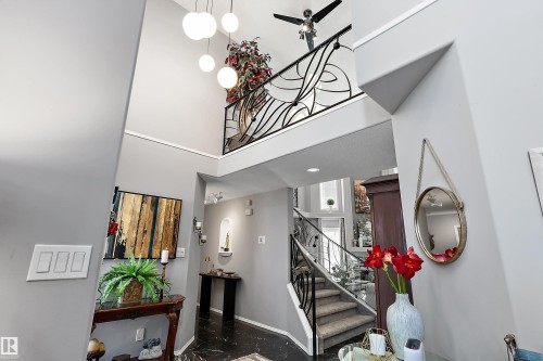 528 Carse Lane, Edmonton, AB - Indoor Photo Showing Other Room