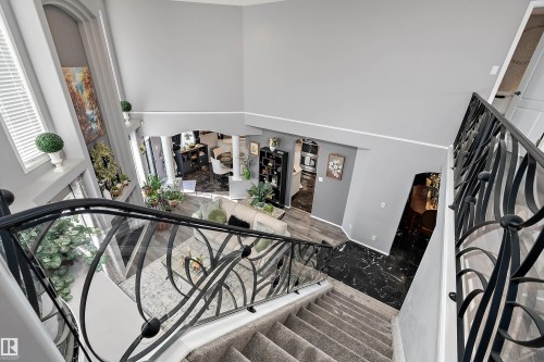 528 Carse Lane, Edmonton, AB - Indoor Photo Showing Other Room