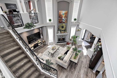 528 Carse Lane, Edmonton, AB - Indoor With Fireplace