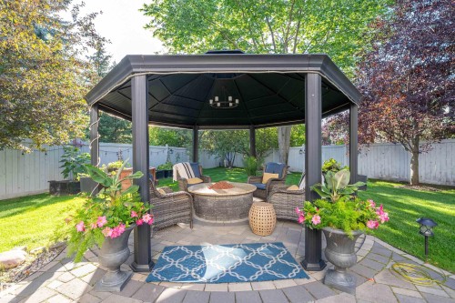 528 Carse Lane, Edmonton, AB - Outdoor With Deck Patio Veranda