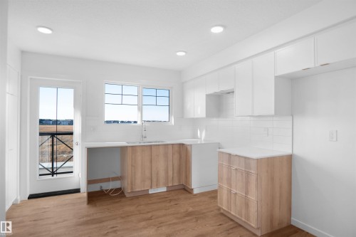 533 Aster Drive, Edmonton, AB - Indoor