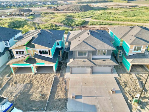 133 Pierwyck Loop, Spruce Grove, AB - Outdoor