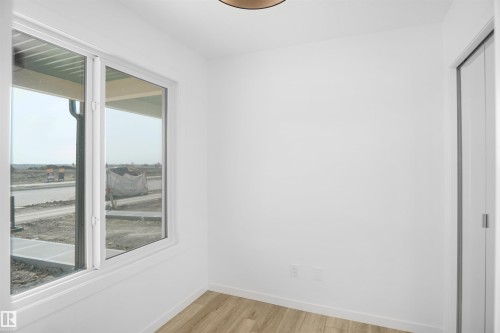 18720 18 Avenue, Edmonton, AB - Indoor Photo Showing Other Room