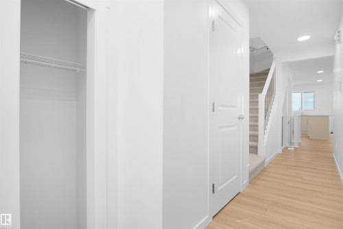 25 1430 Aster Way, Edmonton, AB 