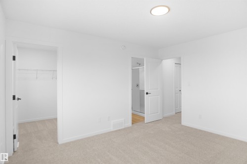 32 1430 Aster Way, Edmonton, AB - Indoor Photo Showing Other Room