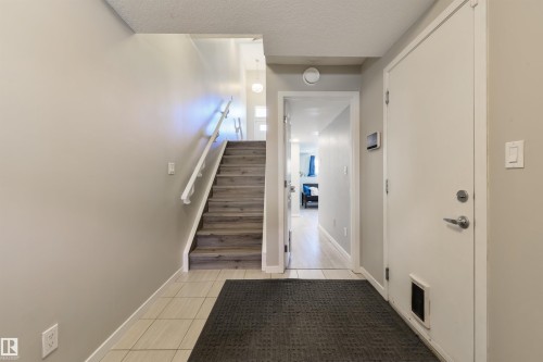 2 320 Secord Boulevard, Edmonton, AB 