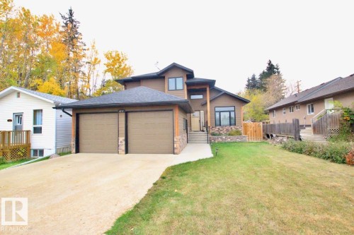 4717 52 Street  Athabasca Town, AB T9S 1K7