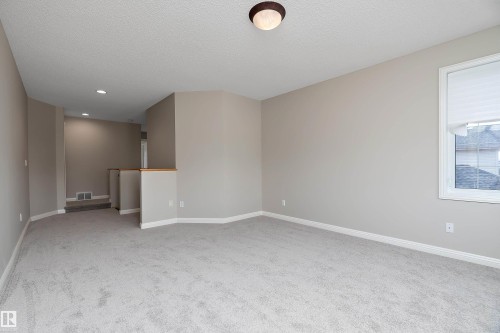 2176 Haddow Drive, Edmonton, AB - Indoor Photo Showing Other Room