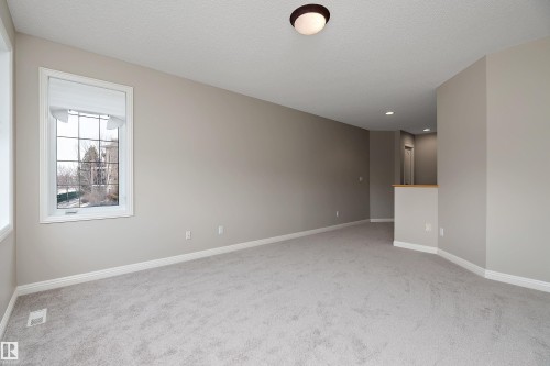 2176 Haddow Drive, Edmonton, AB - Indoor Photo Showing Other Room