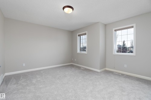 2176 Haddow Drive, Edmonton, AB - Indoor Photo Showing Other Room