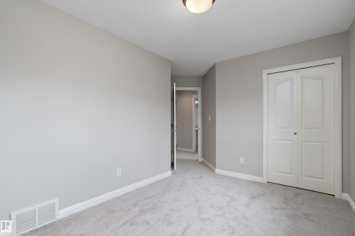 2176 Haddow Drive, Edmonton, AB - Indoor Photo Showing Other Room