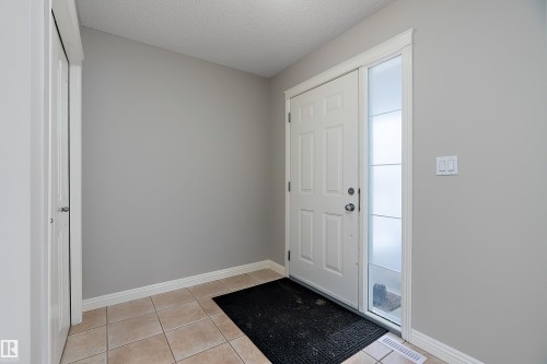 2176 Haddow Drive, Edmonton, AB - Indoor Photo Showing Other Room
