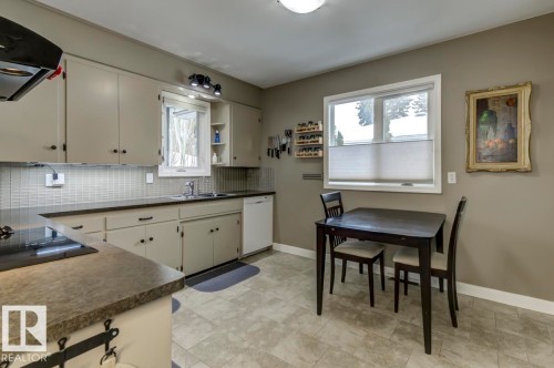 9819 67 Avenue, Edmonton, AB 