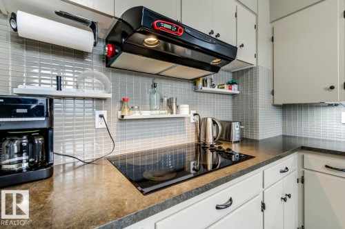 9819 67 Avenue, Edmonton, AB 