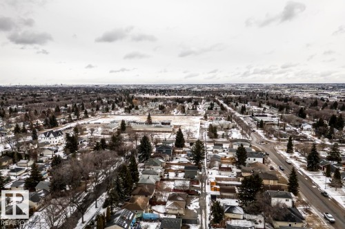 9819 67 Avenue, Edmonton, AB 