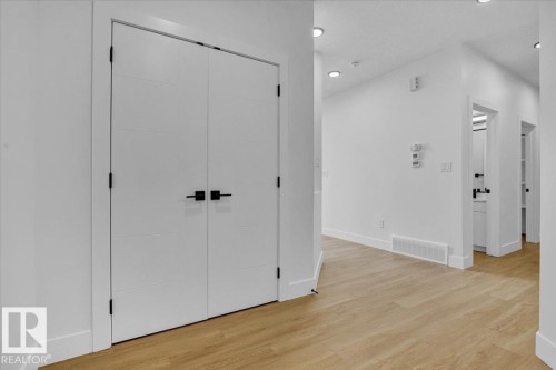 12 Edgefield Way, St. Albert, AB - Indoor Photo Showing Other Room